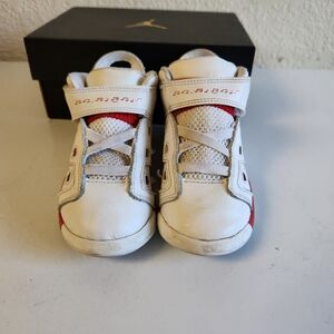 Nike Jordan 6-17-23 little kid size 9C